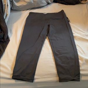 Victoria Sport Knockout Capri legging